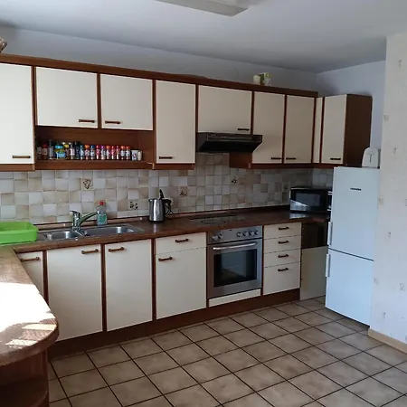 Haus Am Limes Apartament *
