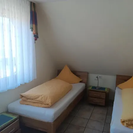Haus Am Limes شقة Pfedelbach