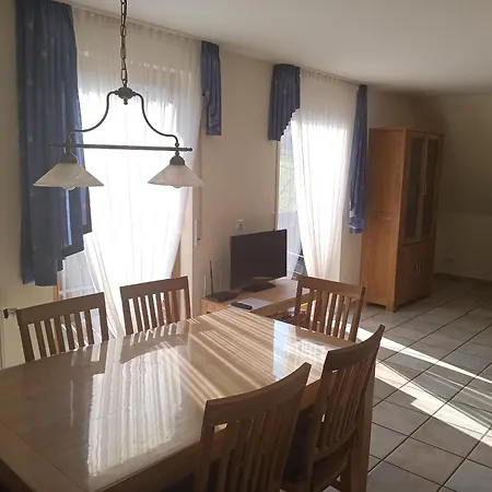 Haus Am Limes شقة Pfedelbach